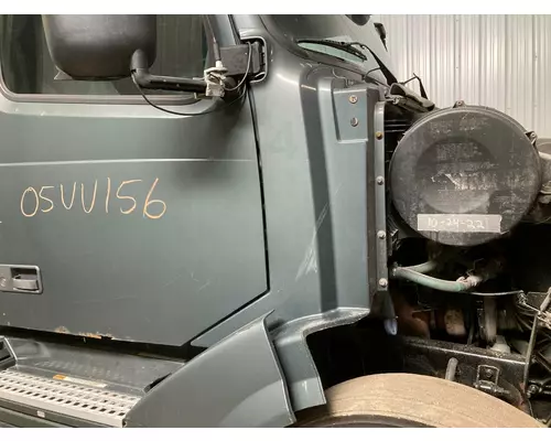 Volvo VNL Cab Assembly
