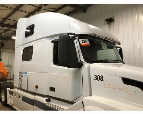 Volvo VNL Cab Assembly