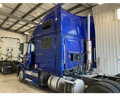 Volvo VNL Cab Assembly