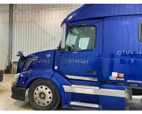 Volvo VNL Cab Assembly