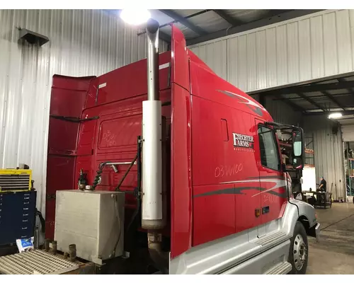 Volvo VNL Cab Assembly