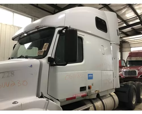 Volvo VNL Cab Assembly