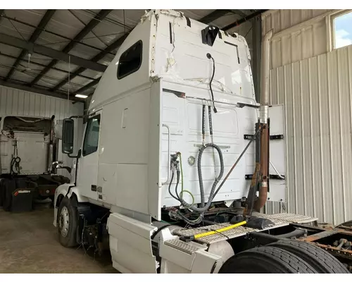 Volvo VNL Cab Assembly