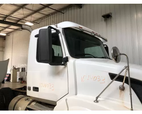 Volvo VNL Cab Assembly