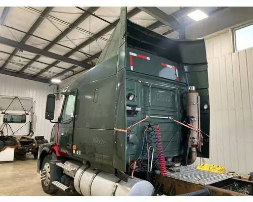 Volvo VNL Cab Assembly