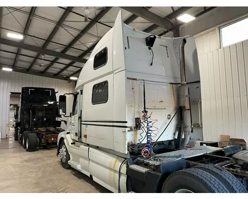 Volvo VNL Cab Assembly