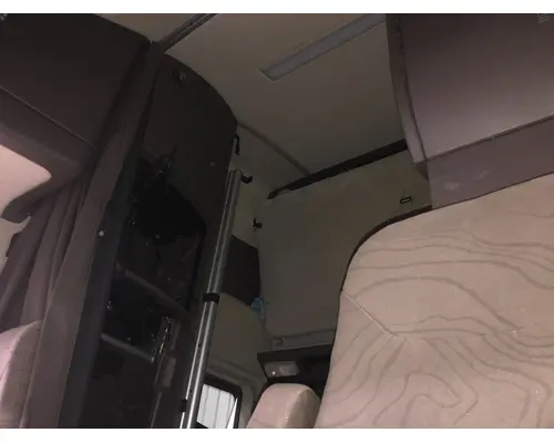 Volvo VNL Cab Assembly