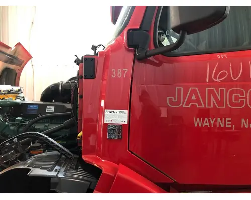 Volvo VNL Cab Assembly