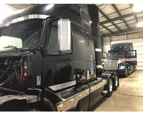 Volvo VNL Cab Assembly