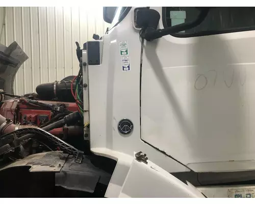 Volvo VNL Cab Assembly