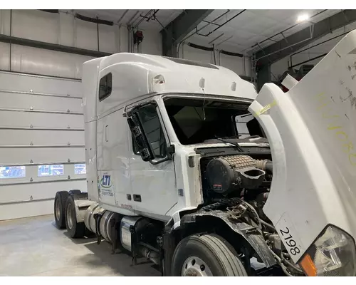 Volvo VNL Cab Assembly