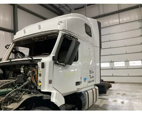 Volvo VNL Cab Assembly