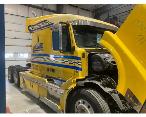 Volvo VNL Cab Assembly