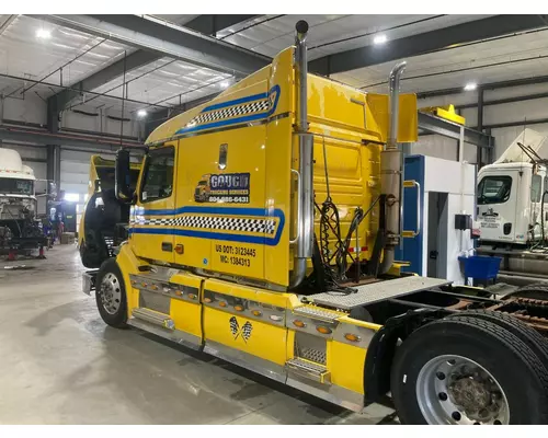 Volvo VNL Cab Assembly