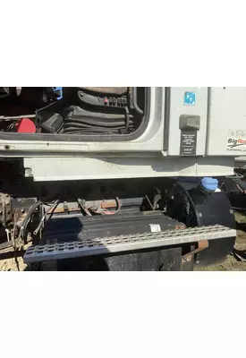 Volvo VNL Cab Assembly