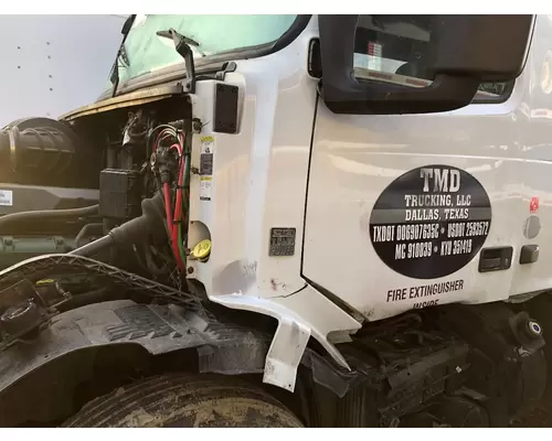 Volvo VNL Cab Assembly