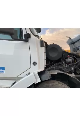 Volvo VNL Cab Assembly