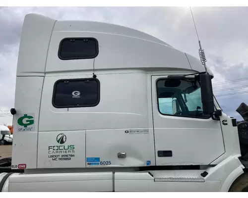 Volvo VNL Cab Assembly