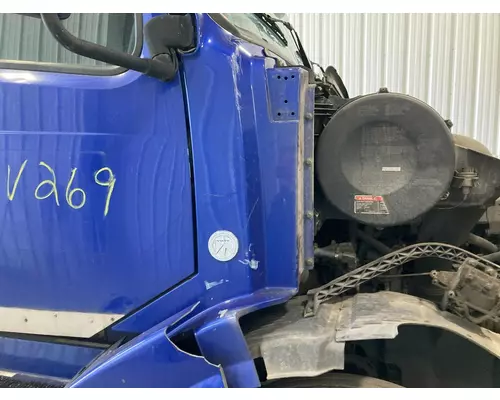 Volvo VNL Cab Assembly