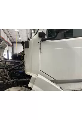 Volvo VNL Cab Assembly