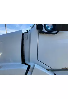 Volvo VNL Cab Assembly