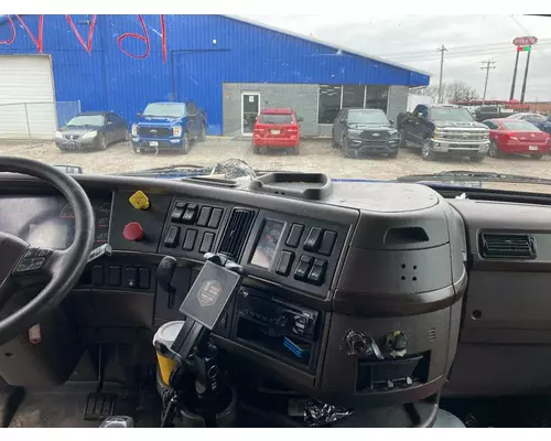 Volvo VNL Cab Assembly