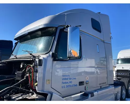 Volvo VNL Cab Assembly