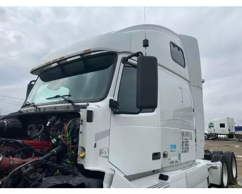 Volvo VNL Cab Assembly