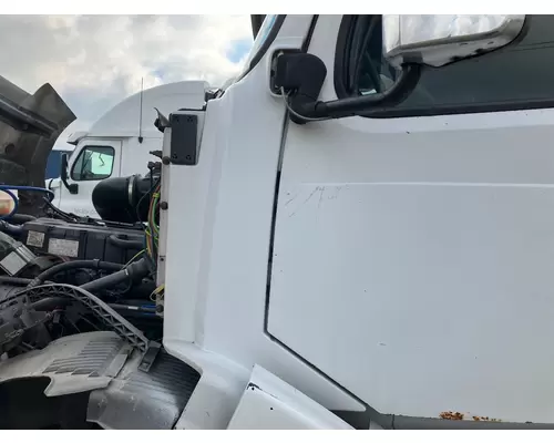 Volvo VNL Cab Assembly