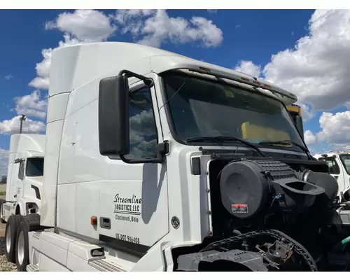 Volvo VNL Cab Assembly