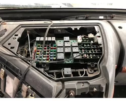 Volvo VNL Cab Control Module CECU