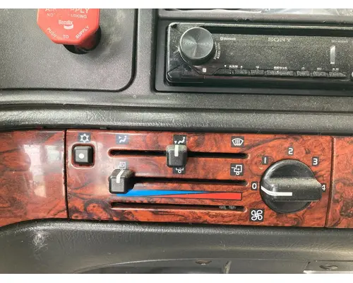 Volvo VNL Cab Misc. Interior Parts