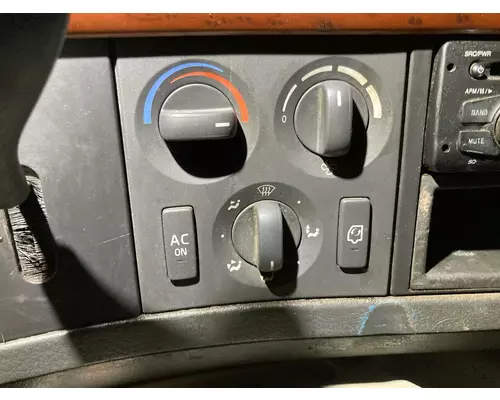 Volvo VNL Cab Misc. Interior Parts