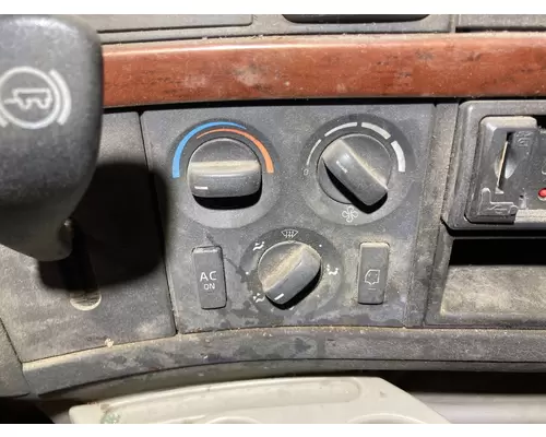 Volvo VNL Cab Misc. Interior Parts