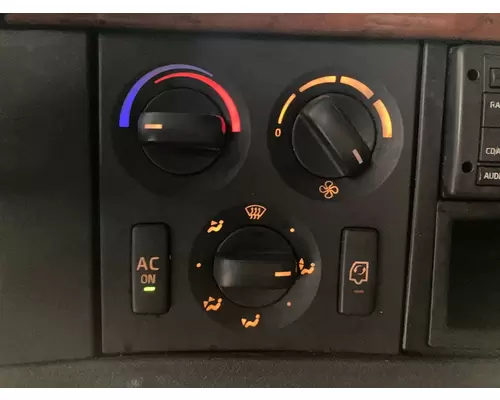 Volvo VNL Cab Misc. Interior Parts