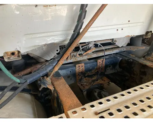 Volvo VNL Cab Suspension