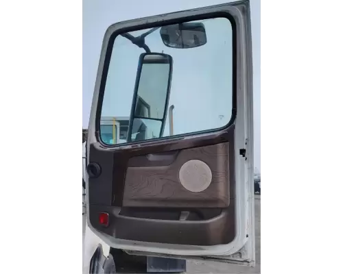 Volvo VNL Cab