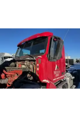 Volvo VNL Cab