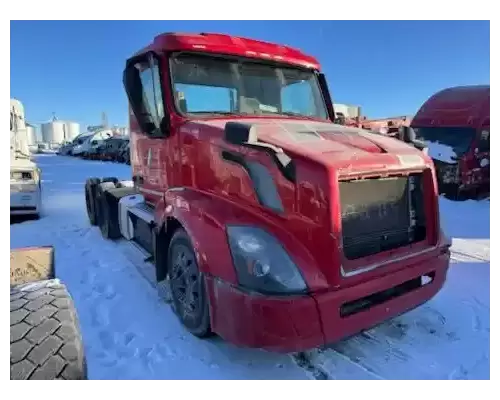 Volvo VNL Cab