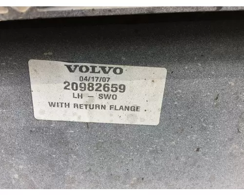 Volvo VNL Chassis Fairing