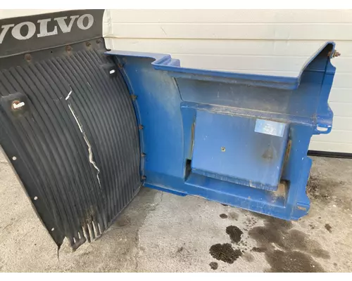 Volvo VNL Chassis Fairing