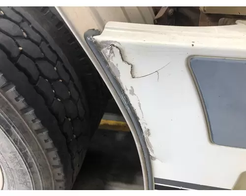 Volvo VNL Chassis Fairing