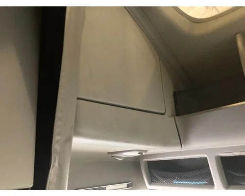 Volvo VNL Console