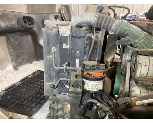 Volvo VNL Cooling Assembly. (Rad., Cond., ATAAC)