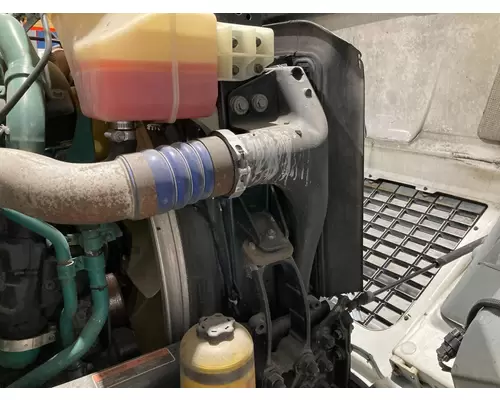 Volvo VNL Cooling Assembly. (Rad., Cond., ATAAC)