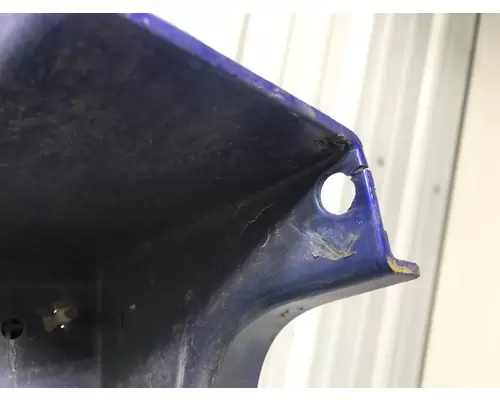 Volvo VNL Cowl