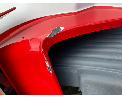 Volvo VNL Cowl