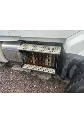 Volvo VNL DPF (Diesel Particulate Filter)