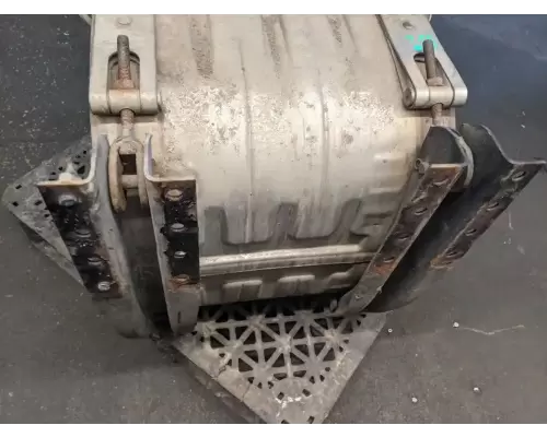 Volvo VNL DPF (Diesel Particulate Filter)