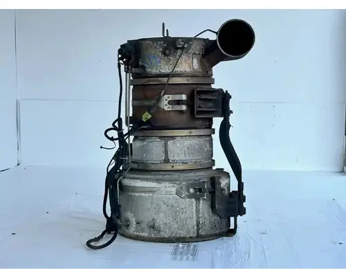 Volvo VNL DPF (Diesel Particulate Filter)
